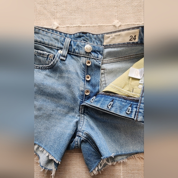 rag & bone The Dre Low‑Rise Shortie Denim Shorts Size 24 Light Wash NWT - Picture 8 of 10
